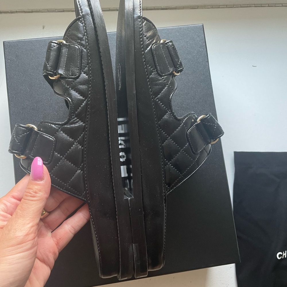 Size 40.5 CHANEL Black Lambskin DAD SLIDE sandals G45507 W/ receipt - Picture 11 of 16
